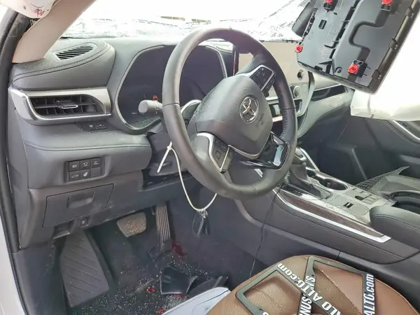 5TDKBRCHXSS651113 2025 TOYOTA HIGHLANDER - Image 8