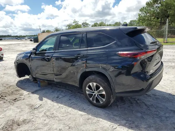 5TDKBRCHXSS677677 2025 TOYOTA HIGHLANDER - Image 2