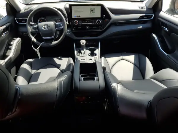 5TDKBRCHXSS677677 2025 TOYOTA HIGHLANDER - Image 8