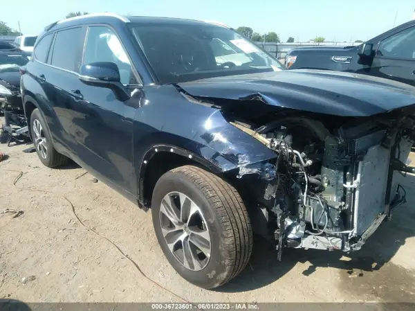 5TDKDRAH0PS000769 2023 TOYOTA HIGHLANDER - Image 1
