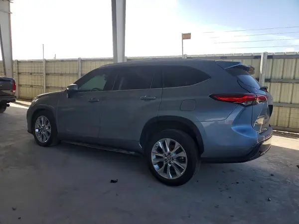 5TDKDRAH0PS006703 2023 TOYOTA HIGHLANDER - Image 2