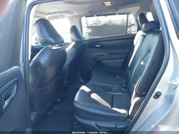 5TDKDRAH0PS008905 2023 TOYOTA HIGHLANDER - Image 8