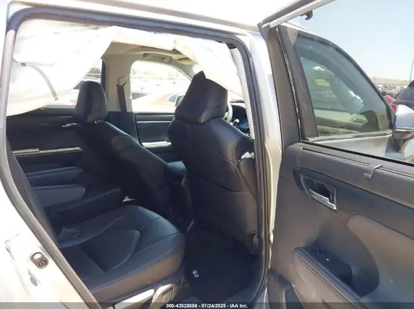 5TDKDRAH0PS026515 2023 TOYOTA HIGHLANDER - Image 8