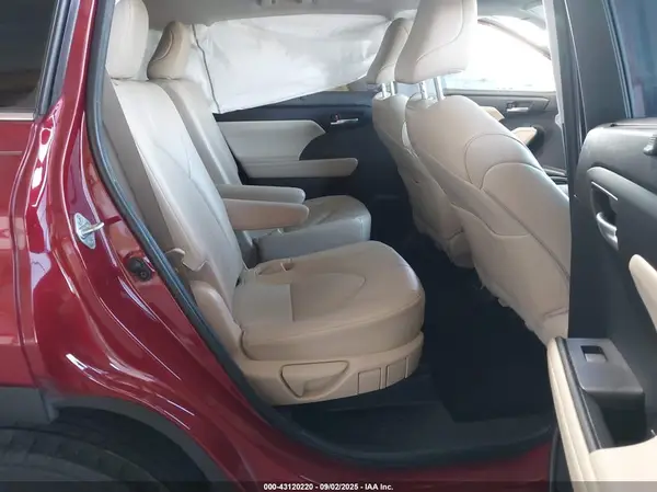 5TDKDRAH0PS033349 2023 TOYOTA HIGHLANDER - Image 8