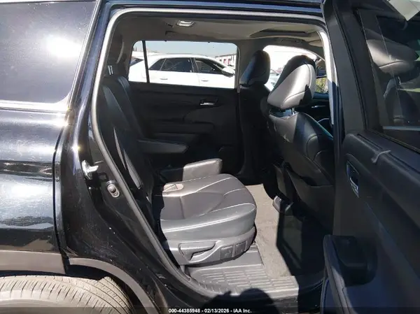 5TDKDRAH0PS037496 2023 TOYOTA HIGHLANDER - Image 8