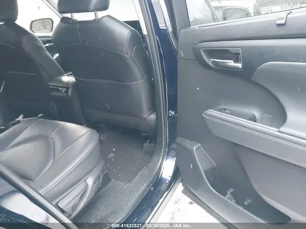 5TDKDRAH0PS046859 2023 TOYOTA HIGHLANDER - Image 8
