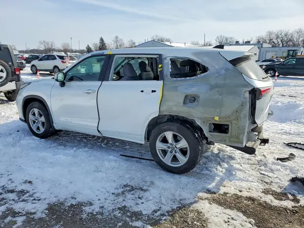 5TDKDRAH0PS503704 2023 TOYOTA HIGHLANDER - Image 2