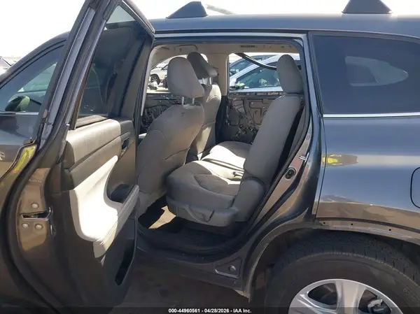 5TDKDRAH0PS510071 2023 TOYOTA HIGHLANDER - Image 8