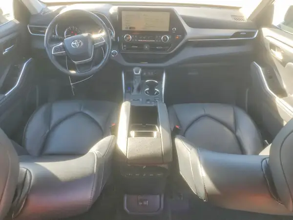 5TDKDRAH0PS510992 2023 TOYOTA HIGHLANDER - Image 8