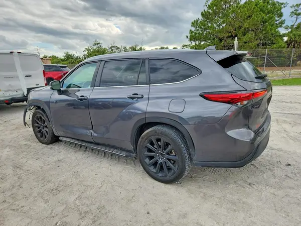 5TDKDRAH0PS512998 2023 TOYOTA HIGHLANDER - Image 2