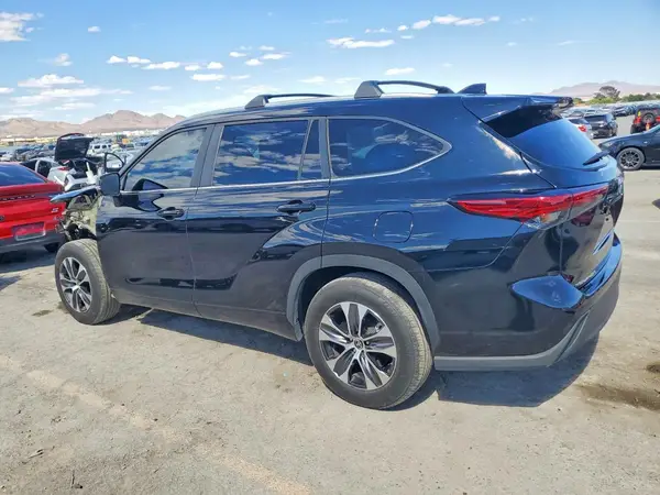 5TDKDRAH0PS516436 2023 TOYOTA HIGHLANDER - Image 2