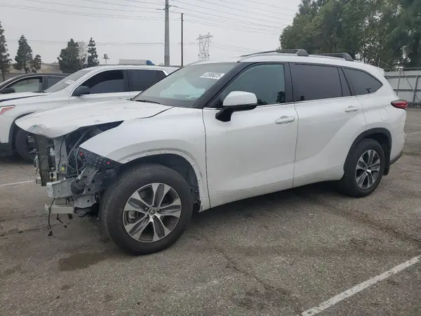 5TDKDRAH0PS521992 2023 TOYOTA HIGHLANDER - Image 1