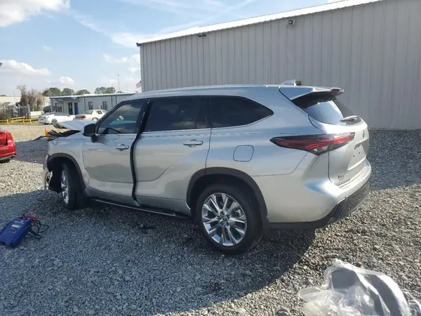 5TDKDRAH0RS051420 2024 TOYOTA HIGHLANDER - Image 2