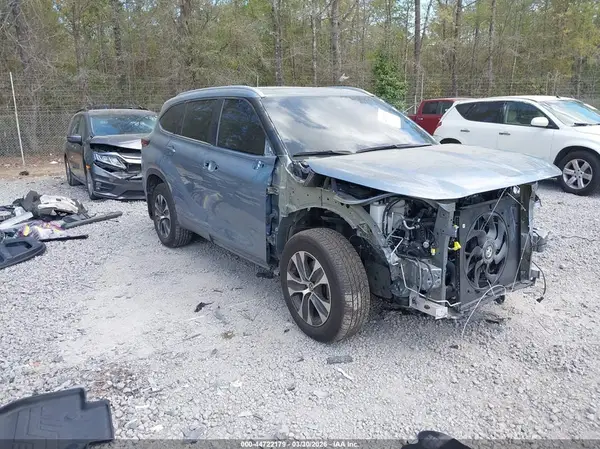 5TDKDRAH0RS051787 2024 TOYOTA HIGHLANDER - Image 1