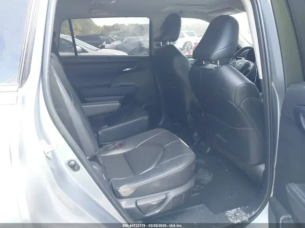 5TDKDRAH0RS051787 2024 TOYOTA HIGHLANDER - Image 8