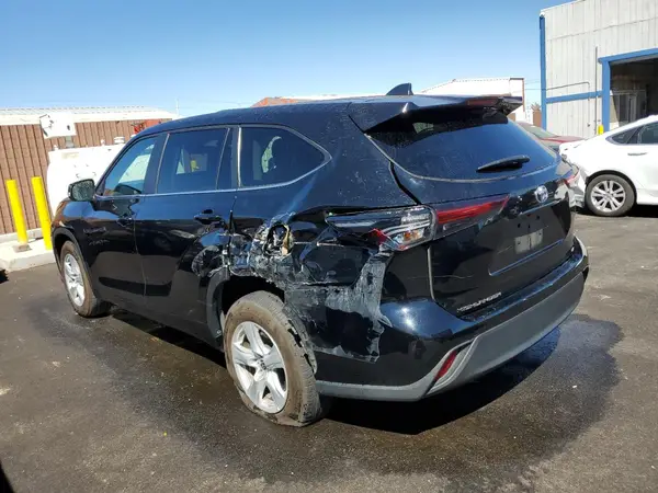 5TDKDRAH0RS054673 2024 TOYOTA HIGHLANDER - Image 2