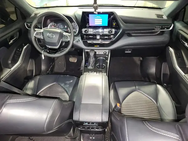 5TDKDRAH0RS531361 2024 TOYOTA HIGHLANDER - Image 8