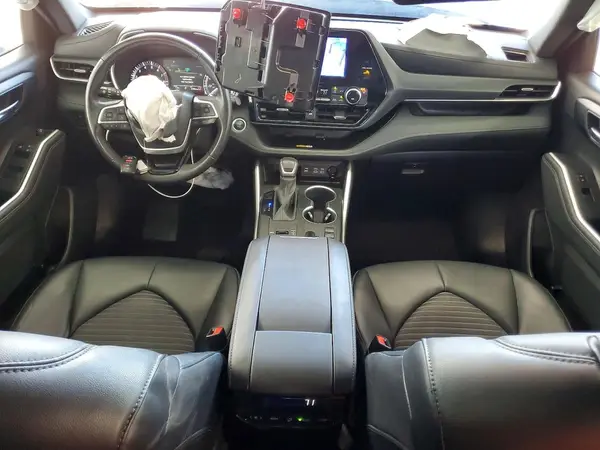 5TDKDRAH0RS532817 2024 TOYOTA HIGHLANDER - Image 8