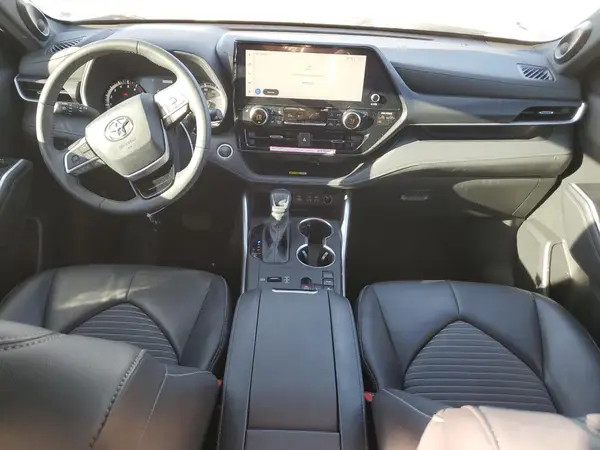 5TDKDRAH0RS540772 2024 TOYOTA HIGHLANDER - Image 8