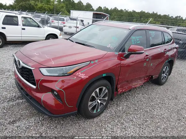 5TDKDRAH0RS547298 2024 TOYOTA HIGHLANDER - Image 2
