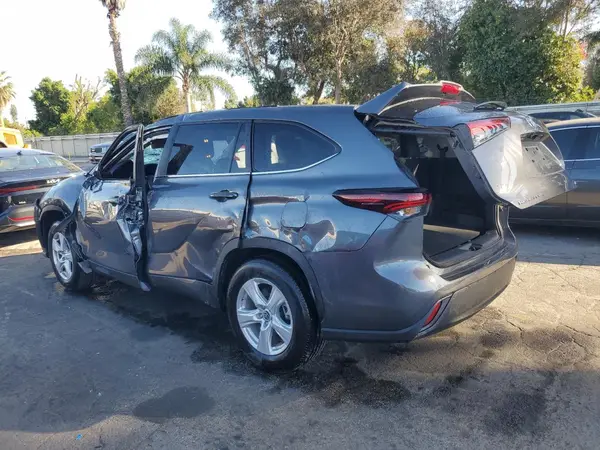 5TDKDRAH0SS551924 2025 TOYOTA HIGHLANDER - Image 2
