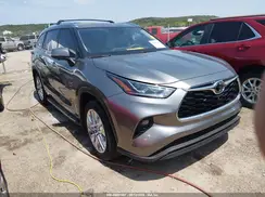 5TDKDRAH0SS556864 2025 TOYOTA HIGHLANDER