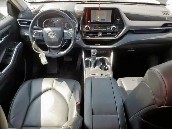 5TDKDRAH1PS002546 2023 TOYOTA HIGHLANDER - Image 8