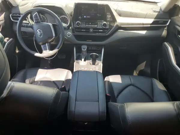 5TDKDRAH1PS004362 2023 TOYOTA HIGHLANDER - Image 8