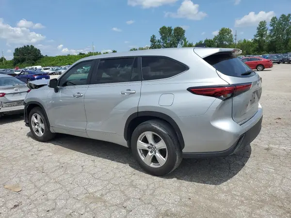 5TDKDRAH1PS005009 2023 TOYOTA HIGHLANDER - Image 2