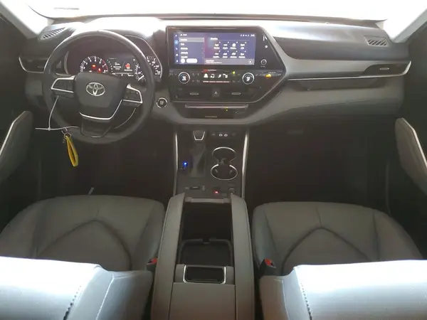 5TDKDRAH1PS005754 2023 TOYOTA HIGHLANDER - Image 8