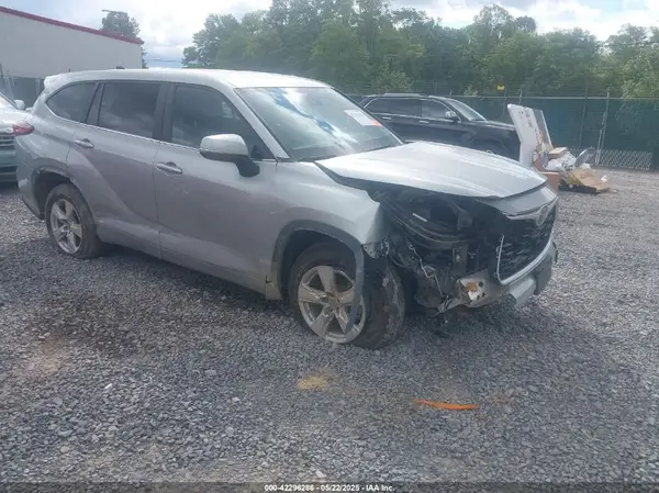 5TDKDRAH1PS005771 2023 TOYOTA HIGHLANDER - Image 1