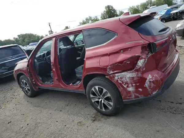 5TDKDRAH1PS016530 2023 TOYOTA HIGHLANDER - Image 2