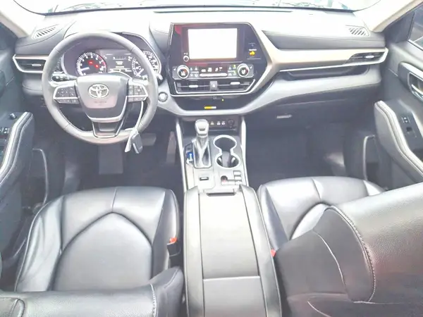 5TDKDRAH1PS018083 2023 TOYOTA HIGHLANDER - Image 8