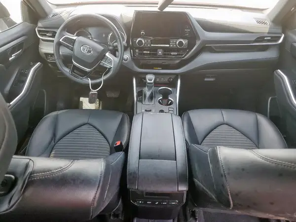 5TDKDRAH1PS021615 2023 TOYOTA HIGHLANDER - Image 8
