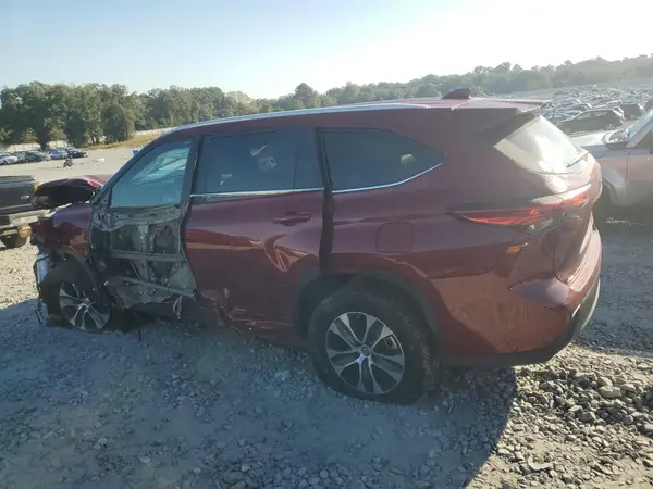 5TDKDRAH1PS022604 2023 TOYOTA HIGHLANDER - Image 2
