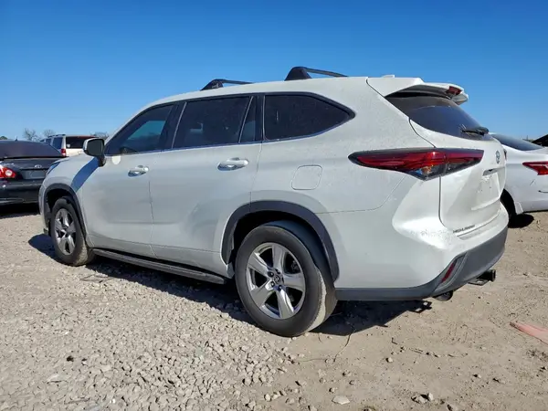 5TDKDRAH1PS029293 2023 TOYOTA HIGHLANDER - Image 2