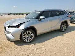 5TDKDRAH1PS032646 2023 TOYOTA HIGHLANDER
