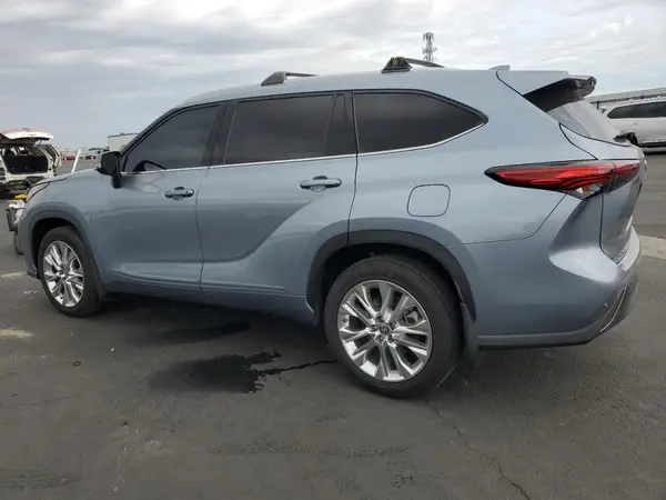 5TDKDRAH1PS034767 2023 TOYOTA HIGHLANDER - Image 2