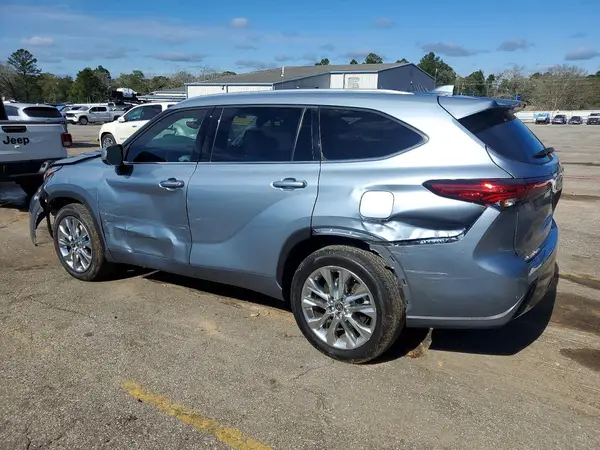 5TDKDRAH1PS036499 2023 TOYOTA HIGHLANDER - Image 2