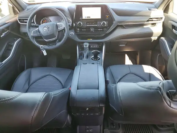 5TDKDRAH1PS508622 2023 TOYOTA HIGHLANDER - Image 8