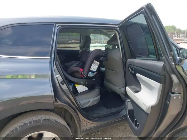 5TDKDRAH1PS518177 2023 TOYOTA HIGHLANDER - Image 8