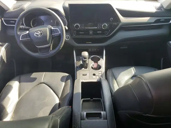 5TDKDRAH1PS521239 2023 TOYOTA HIGHLANDER - Image 8