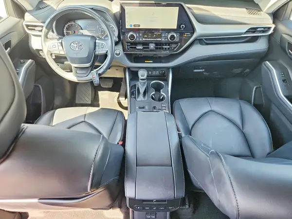 5TDKDRAH1RS533815 2024 TOYOTA HIGHLANDER - Image 8
