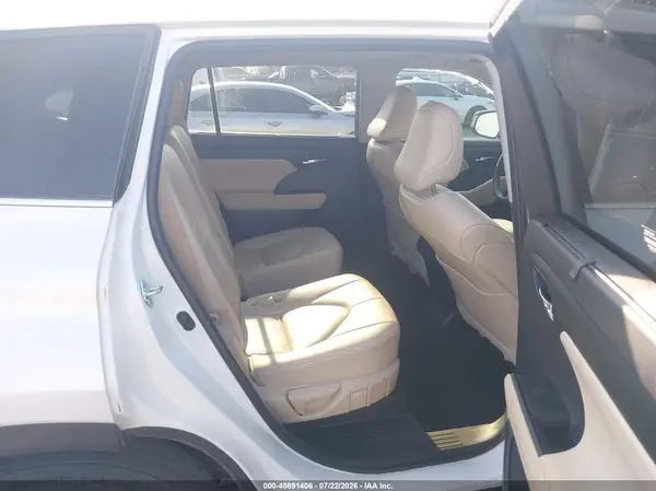 5TDKDRAH1RS536908 2024 TOYOTA HIGHLANDER - Image 8