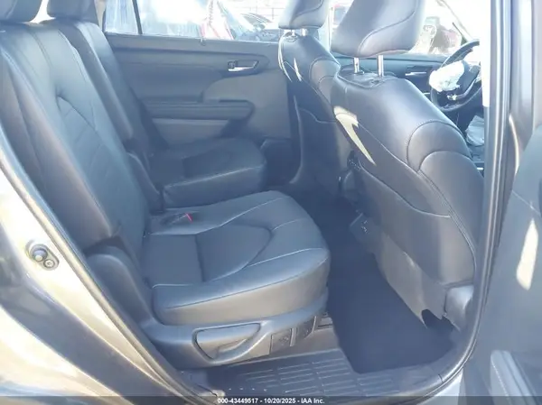 5TDKDRAH1RS536939 2024 TOYOTA HIGHLANDER - Image 8