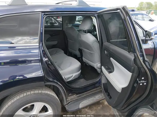 5TDKDRAH1SS550863 2025 TOYOTA HIGHLANDER - Image 8