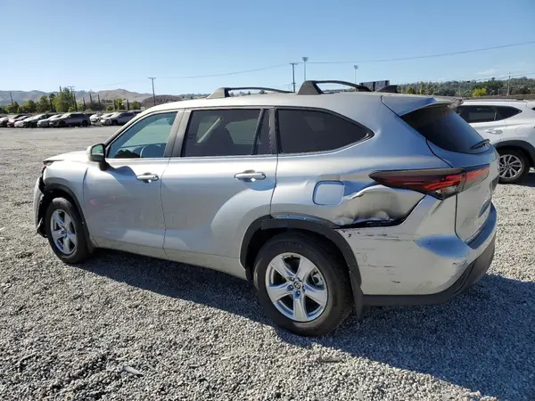 5TDKDRAH1SS555092 2025 TOYOTA HIGHLANDER - Image 2