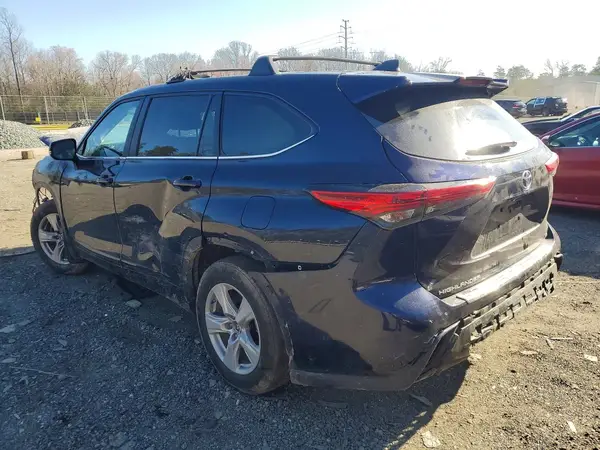 5TDKDRAH2PS009179 2023 TOYOTA HIGHLANDER - Image 2