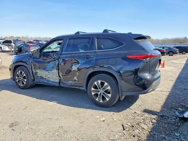 5TDKDRAH2PS027276 2023 TOYOTA HIGHLANDER - Image 2