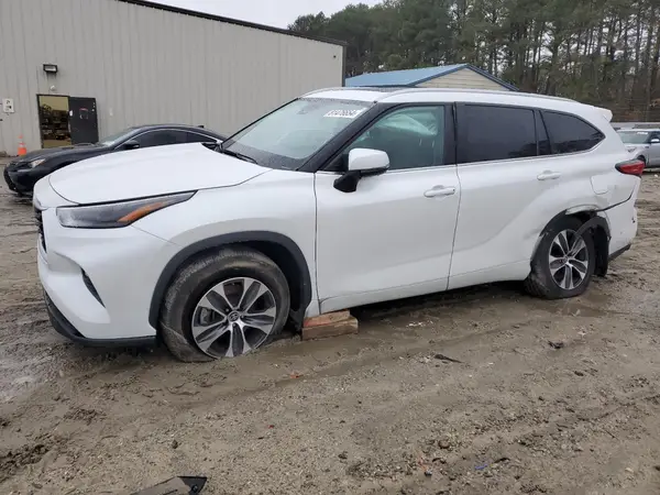5TDKDRAH2PS028508 2023 TOYOTA HIGHLANDER - Image 1